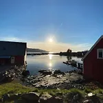 Bakkevik Brygge Apartment Kalvag