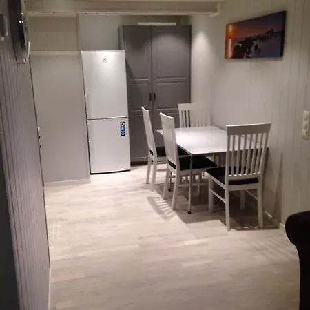 Bakkevik Brygge Kalvåg