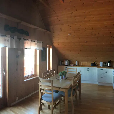 Bakkevik Brygge * Kalvåg