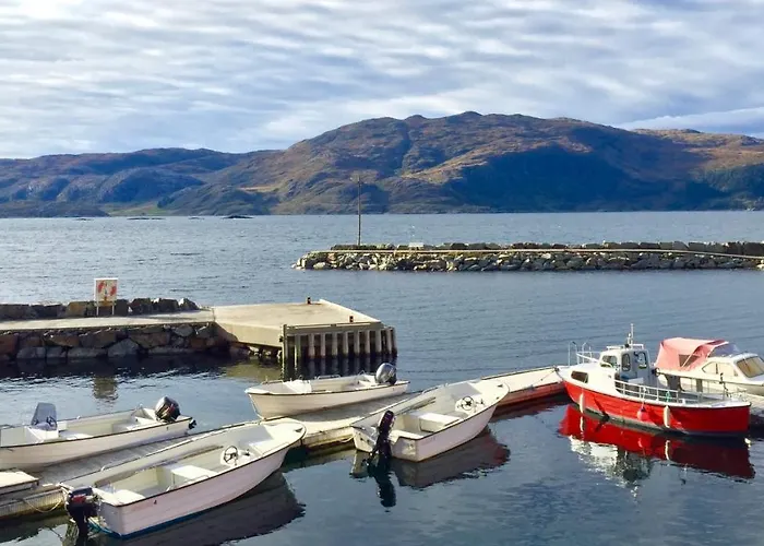 Bakkevik Brygge Kalvåg
